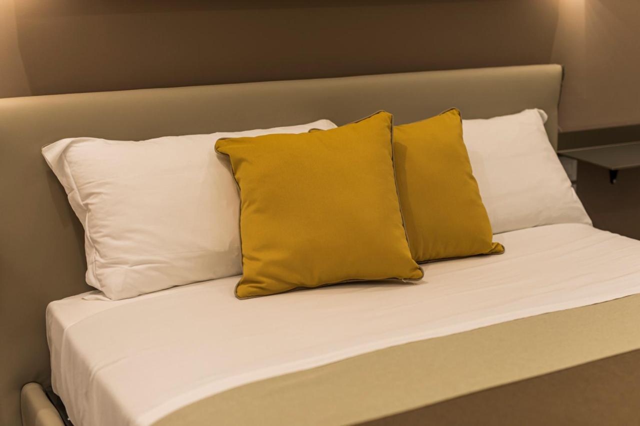 Morpheus Rooms Naples Exterior photo